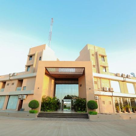 Club Heaven Palanpur 호텔 외부 사진